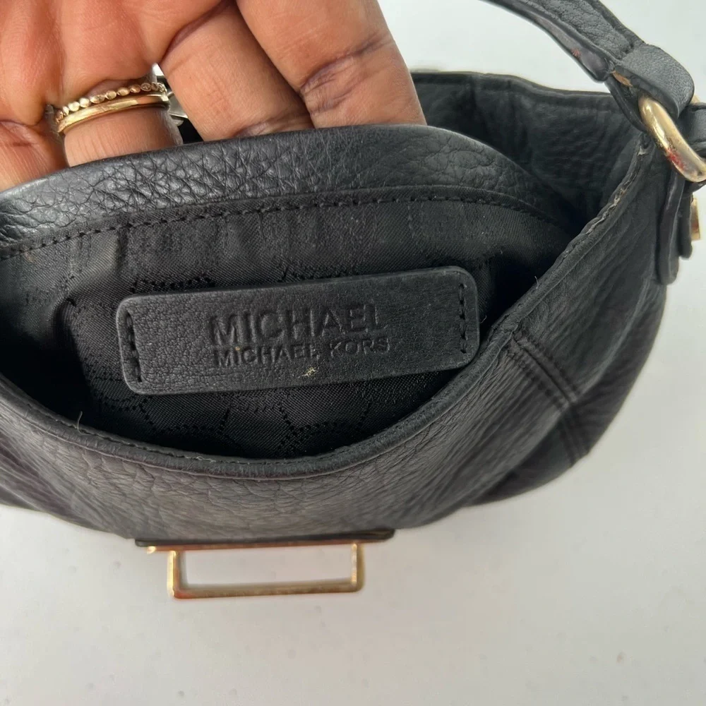 Michael Kors Charlton Crossbody Bag
